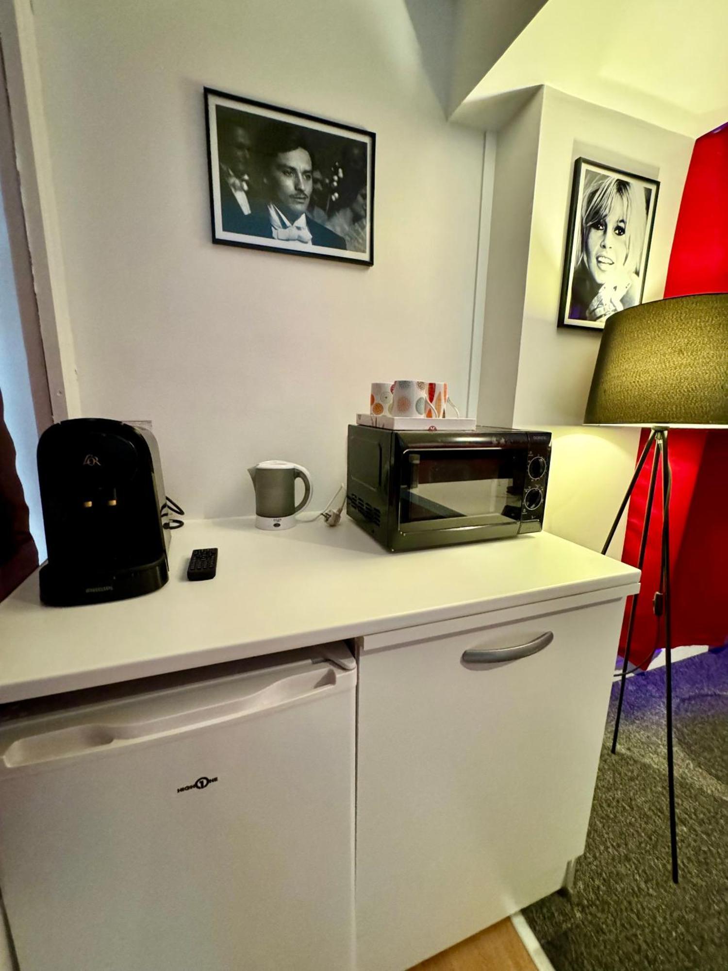 Appartement Lumineux Et Renove Pres De Montmartre "Amelie" Paris Eksteriør bilde